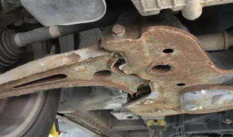 国产车铁皮为何生锈呢视频,揭秘国产车铁皮生锈之谜